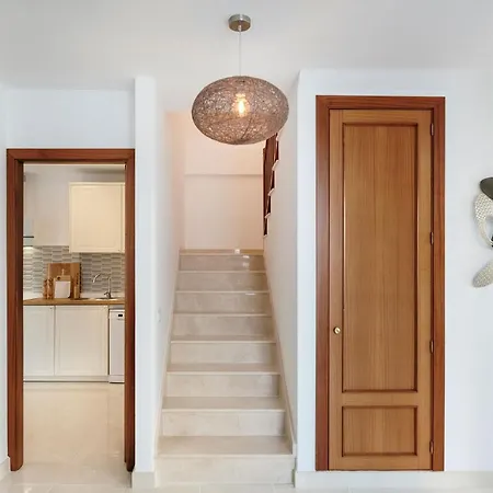 Clara Playa Blanca (Lanzarote)