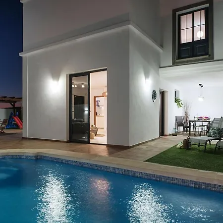 Clara * Playa Blanca (Lanzarote)